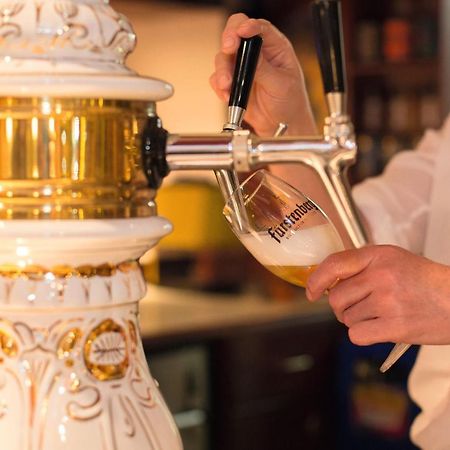 Bistro-Pension Vis-A-Vis Vohburg an der Donau 外观 照片